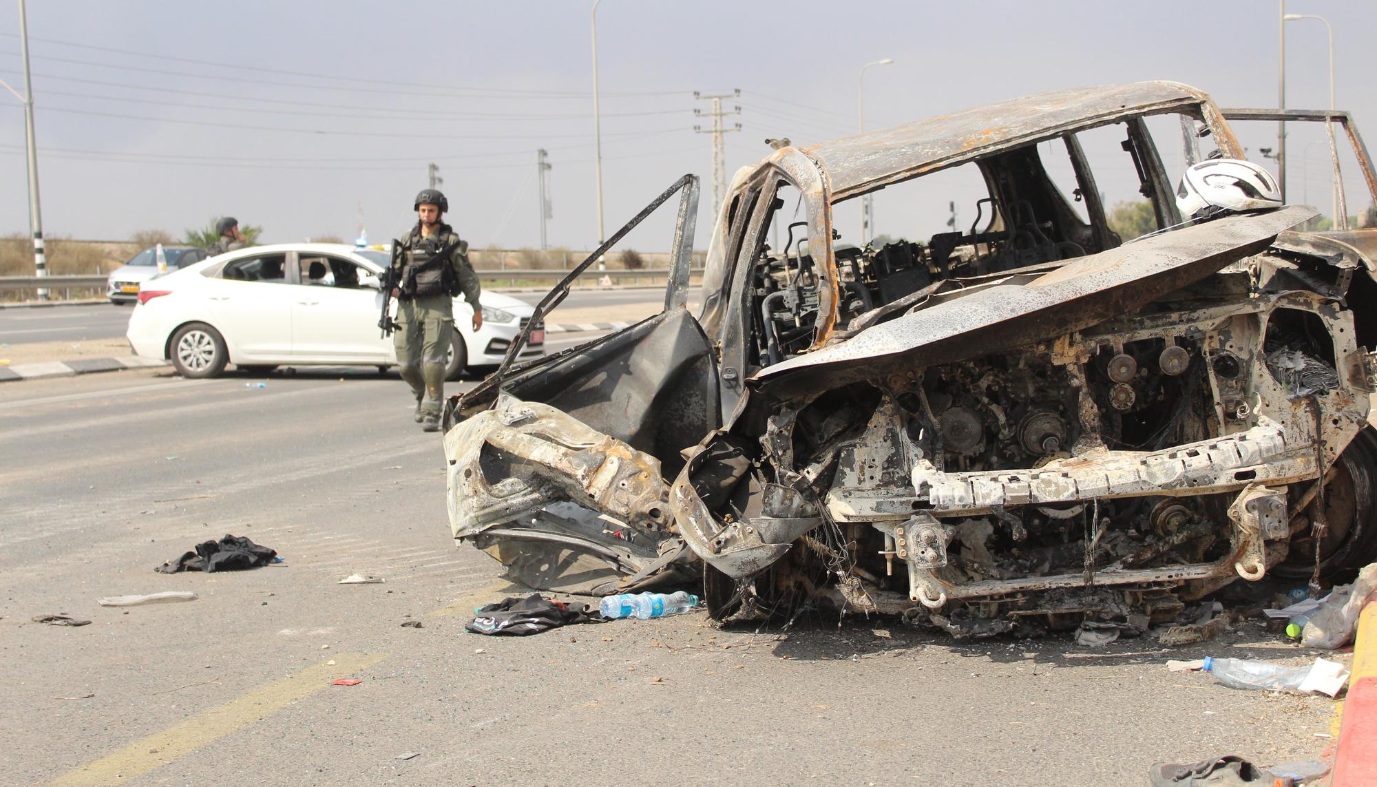 coches hamas destrozo